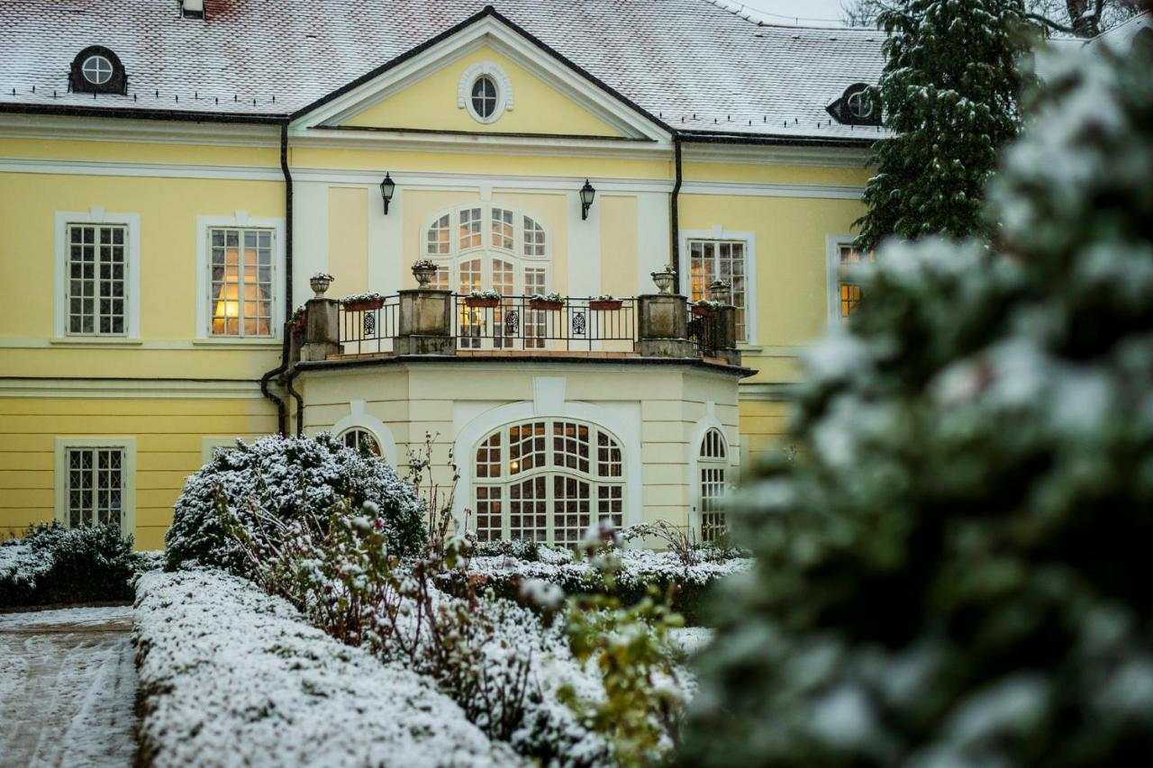 Отель Szidonia Castle Рейтекмужай Экстерьер фото